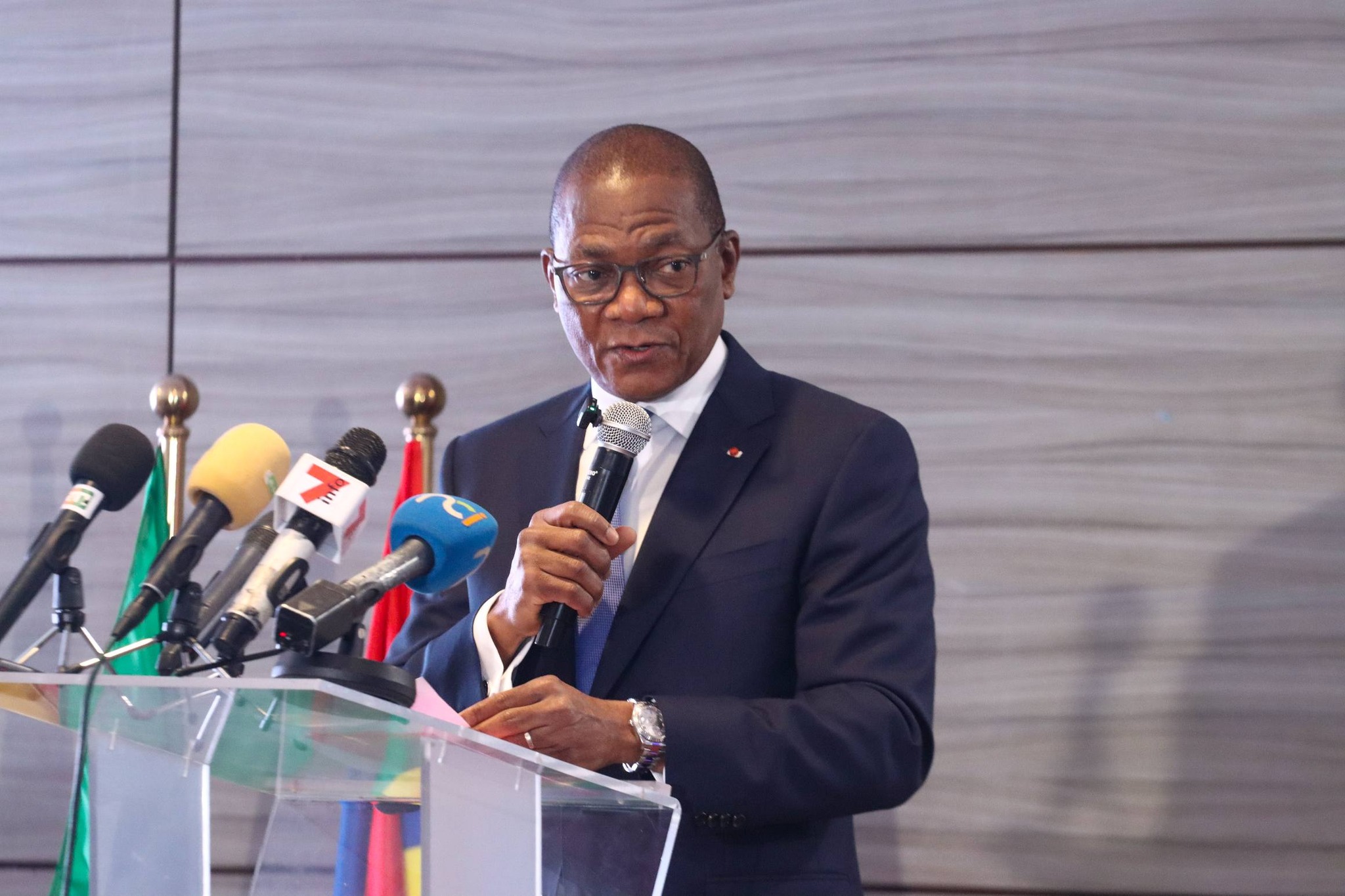 #Économie | 𝟖𝐞̀𝐦𝐞 𝐜𝐨𝐧𝐟𝐞́𝐫𝐞𝐧𝐜𝐞 𝐝𝐮 𝐑𝐈𝐀𝐅𝐏𝐈 : 𝐁𝐫𝐮𝐧𝐨 𝐍𝐚𝐛𝐚𝐠𝐧𝐞́ 𝐊𝐨𝐧𝐞́ 𝐚𝐩𝐩𝐞𝐥𝐥𝐞 𝐚̀ 𝐬𝐨𝐮𝐭𝐞𝐧𝐢𝐫 𝐥𝐚 𝐂𝐨̂𝐭𝐞 𝐝’𝐈𝐯𝐨𝐢𝐫𝐞 𝐝𝐚𝐧𝐬 𝐬𝐚 𝐯𝐢𝐬𝐢𝐨𝐧 𝐝𝐞 𝐛𝐚̂𝐭𝐢𝐫 𝐝𝐞𝐬 𝐜𝐡𝐚𝐢̂𝐧𝐞𝐬 𝐝𝐞 𝐯𝐚𝐥𝐞𝐮𝐫 𝐚𝐠𝐫𝐢𝐜𝐨𝐥𝐞𝐬 𝐫𝐞́𝐬𝐢𝐥𝐢𝐞𝐧𝐭𝐞𝐬